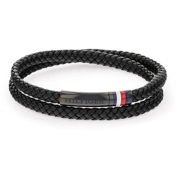 Διπλό βραχιόλι Tommy Hilfiger 2790552 δερμάτινο σε μαύρο χρώμα με  μαγνητικό κούμπωμα από ανοξείδωτο ατσάλι.